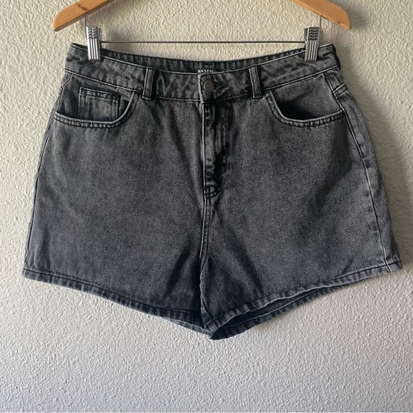 Nasty Gal Pants - Nasty Gal Baggy Denim Shorts Women’s 10 Black Stonewashed High Waisted Cotton